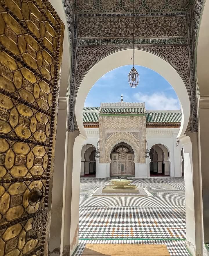 The Ascent to the Infinite Dunes: Fes – Ifrane – Cedar Forests – Ziz Valley – Merzouga