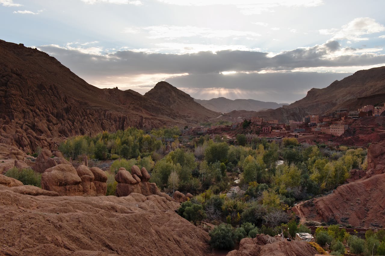 Canyons & Kasbahs | Merzouga – Todra Gorge – Dades Valley