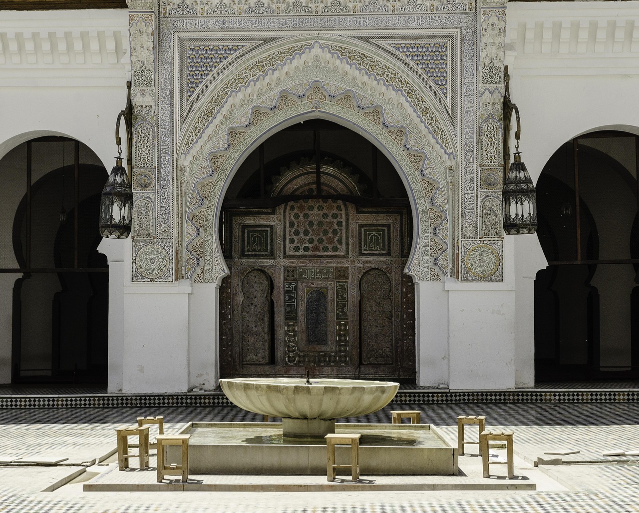 9-Day Fez to Marrakech: Atlas Mountains & Sahara Cultural Expedition